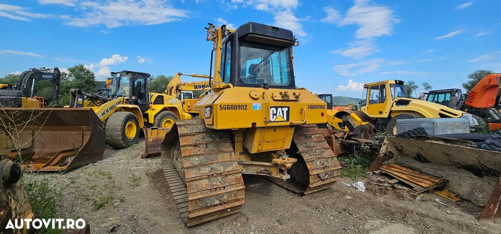 Caterpillar CAT D6N Buldozer - 2