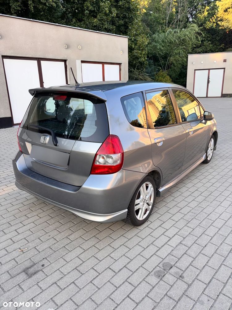 Honda Fit - 4