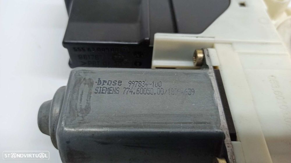 MOTOR ELEVADOR FRENTE DIREITO CITROEN C5 BERLINA PREMIER (E) - 9