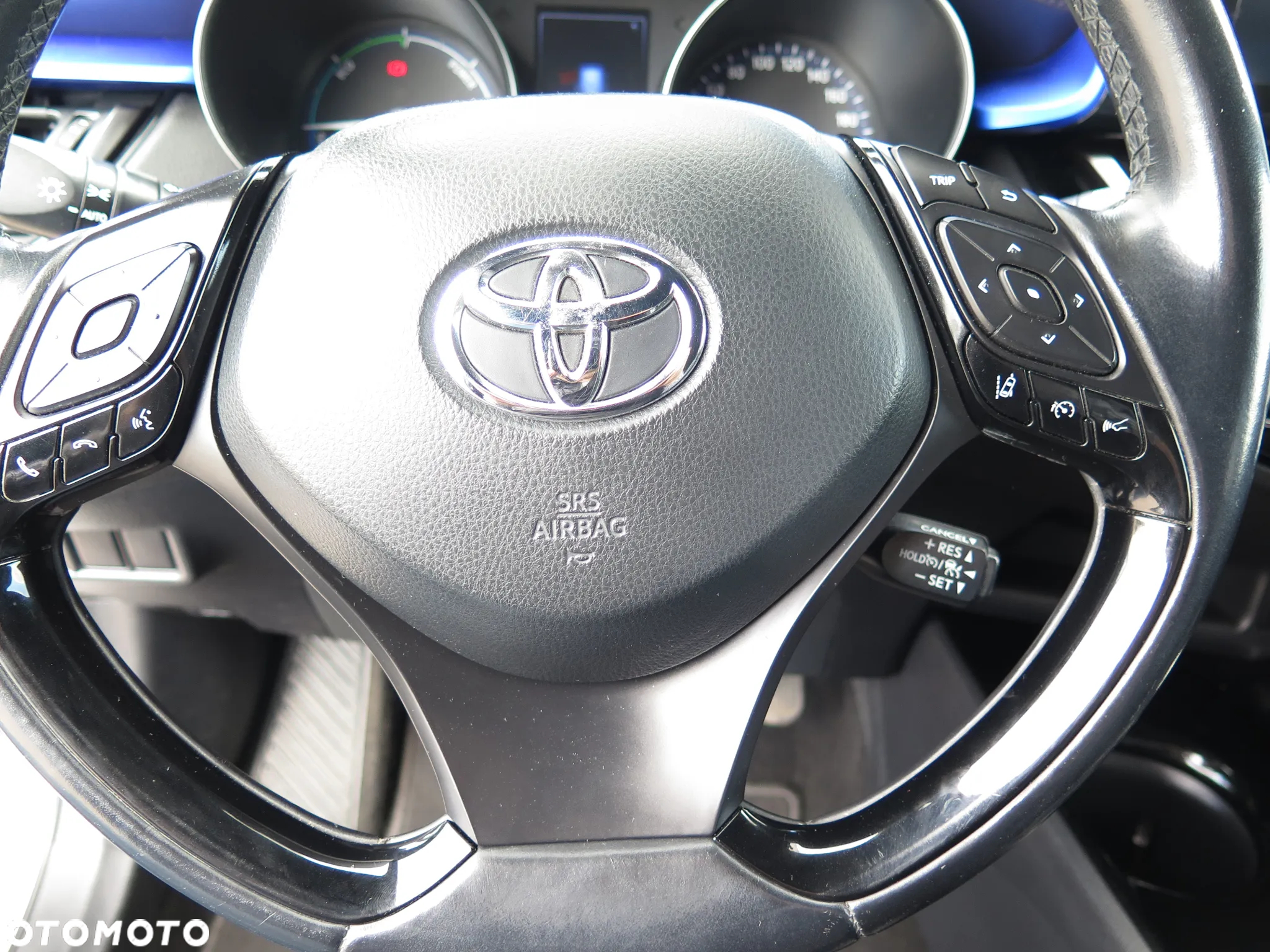 Toyota C-HR - 18
