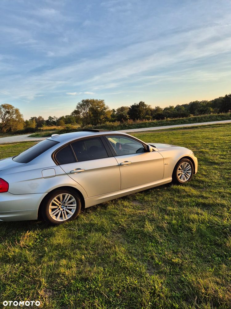 BMW Seria 3 320d - 6