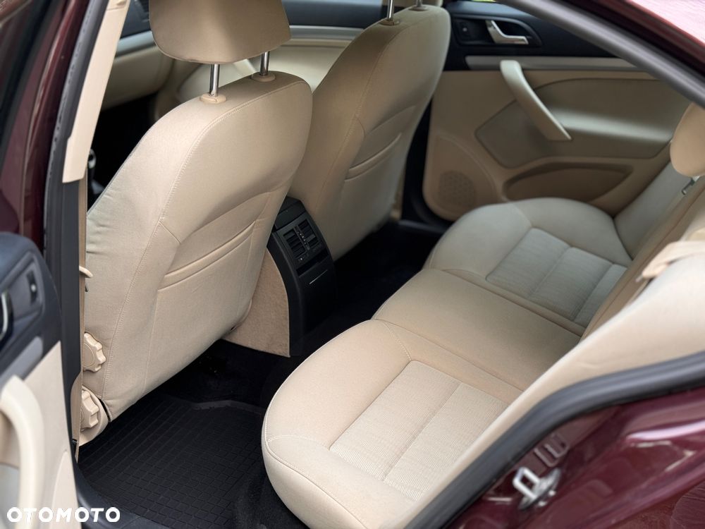 Skoda Octavia 2.0 TDI DPF Elegance - 13