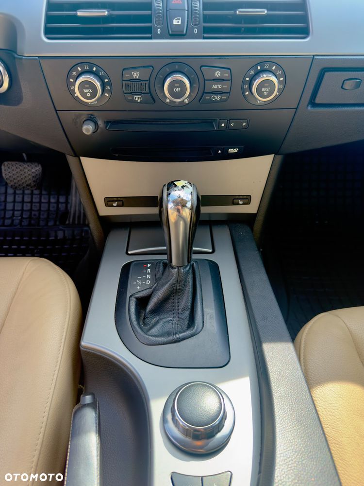BMW Seria 5 520d - 10