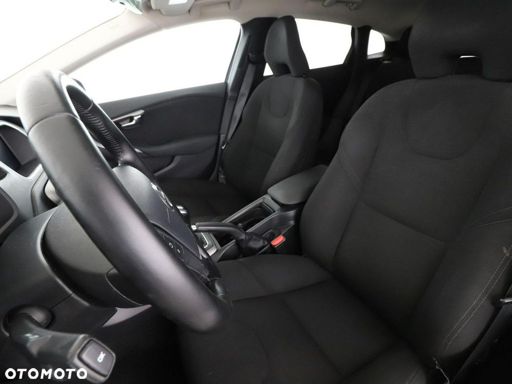Volvo V40 Cross Country D2 - 14