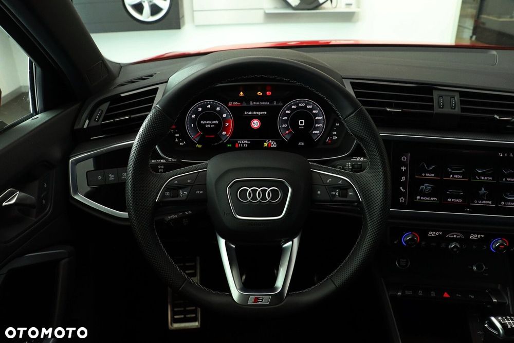 Audi Q3 Sportback - 22