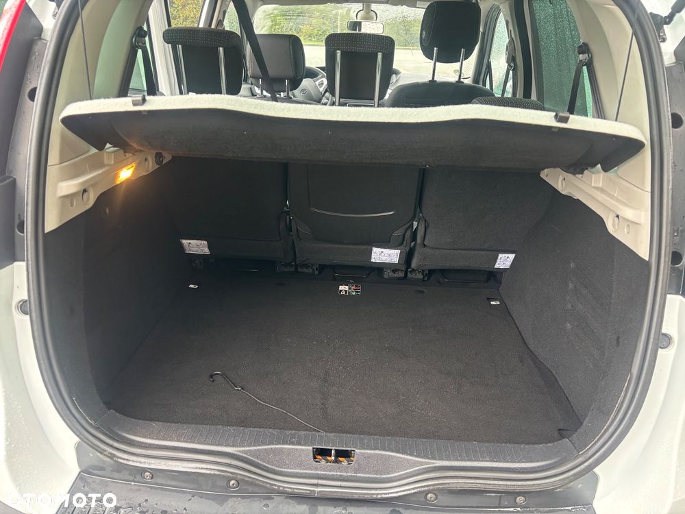 Renault Scenic dCi 150 FAP Dynamique - 18