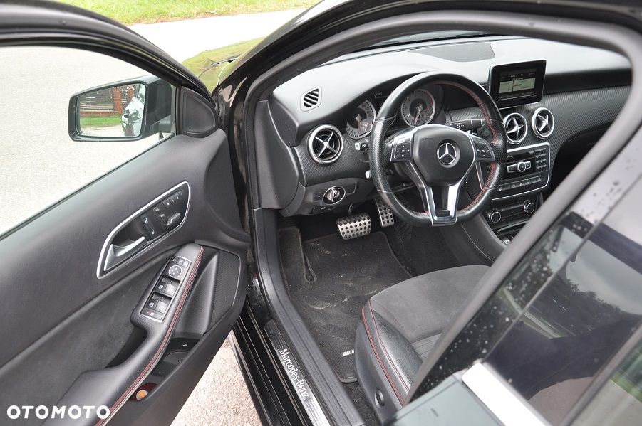 Mercedes-Benz Klasa A 180 7G-DCT AMG Line - 13