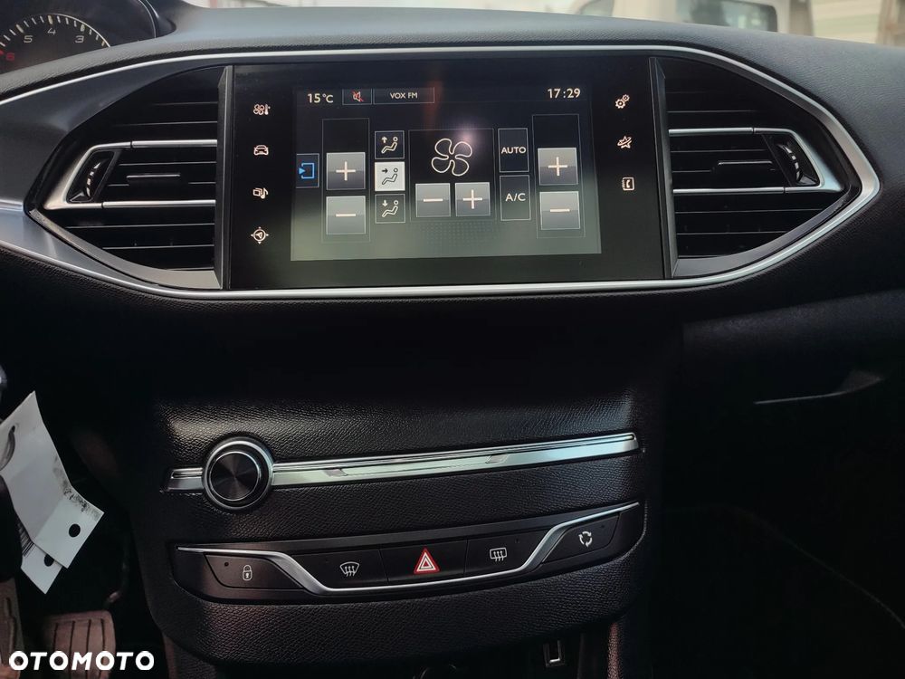 Peugeot 308 PureTech 130 EAT6 Stop & Start GT-Line Edition - 34