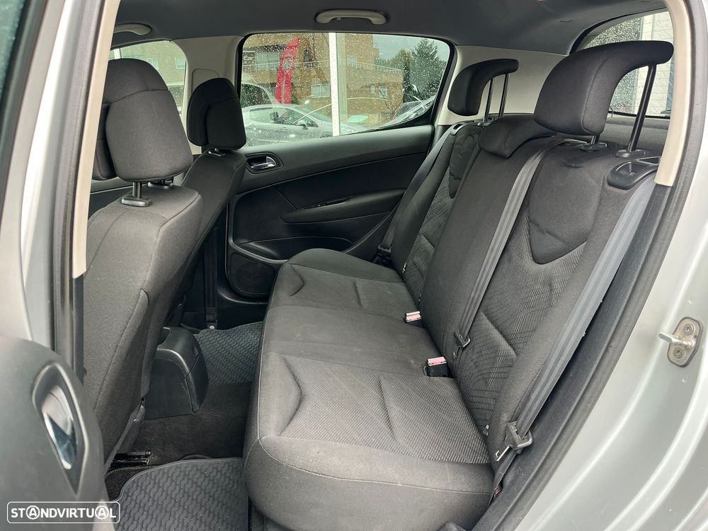 Peugeot 308 1.6 HDi Executive - 11