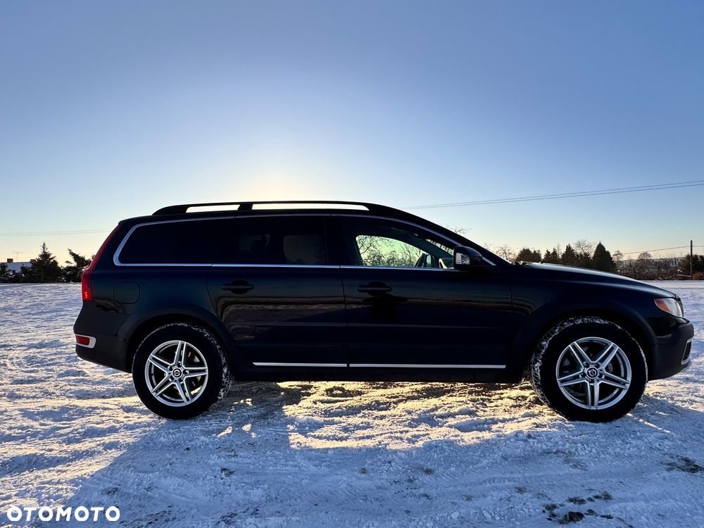 Volvo XC 70 - 4