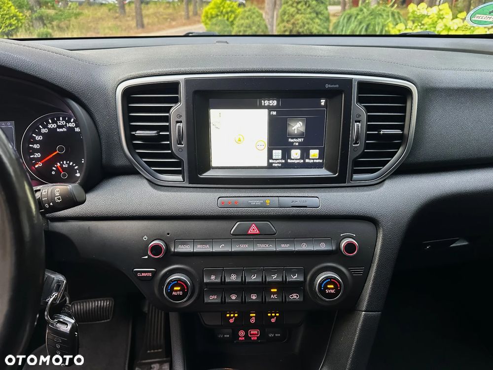 Kia Sportage 1.7 CRDI 2WD ISG Dream-Team Edition - 19