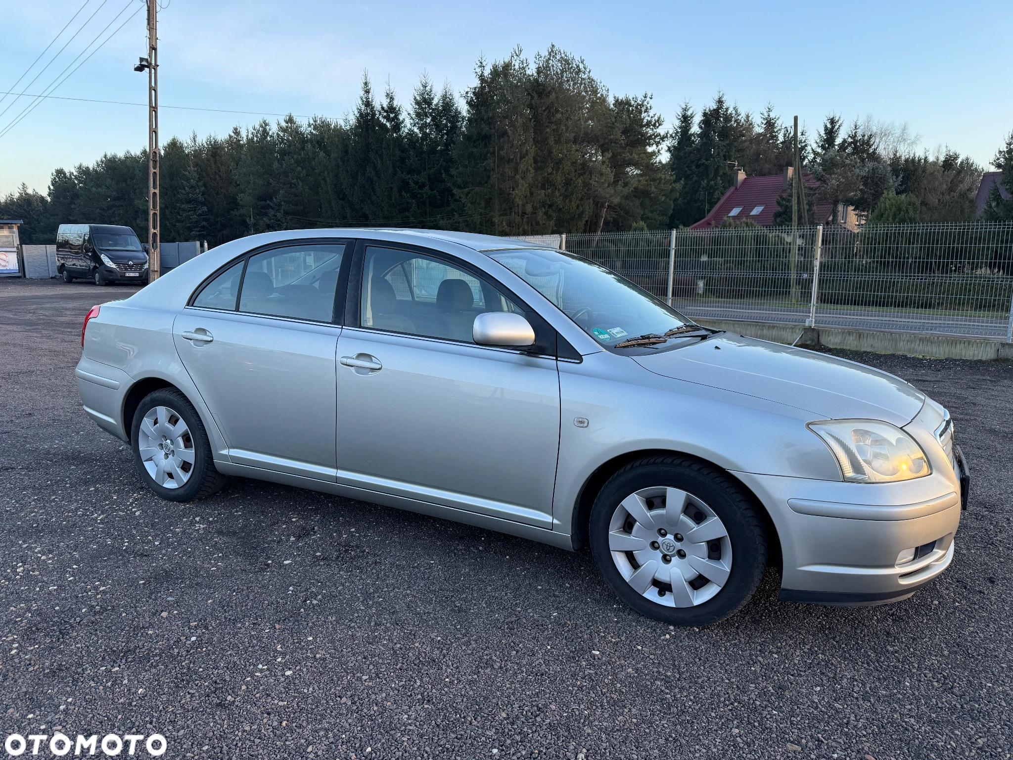 Toyota Avensis 1.8 VVT-i Sol - 11