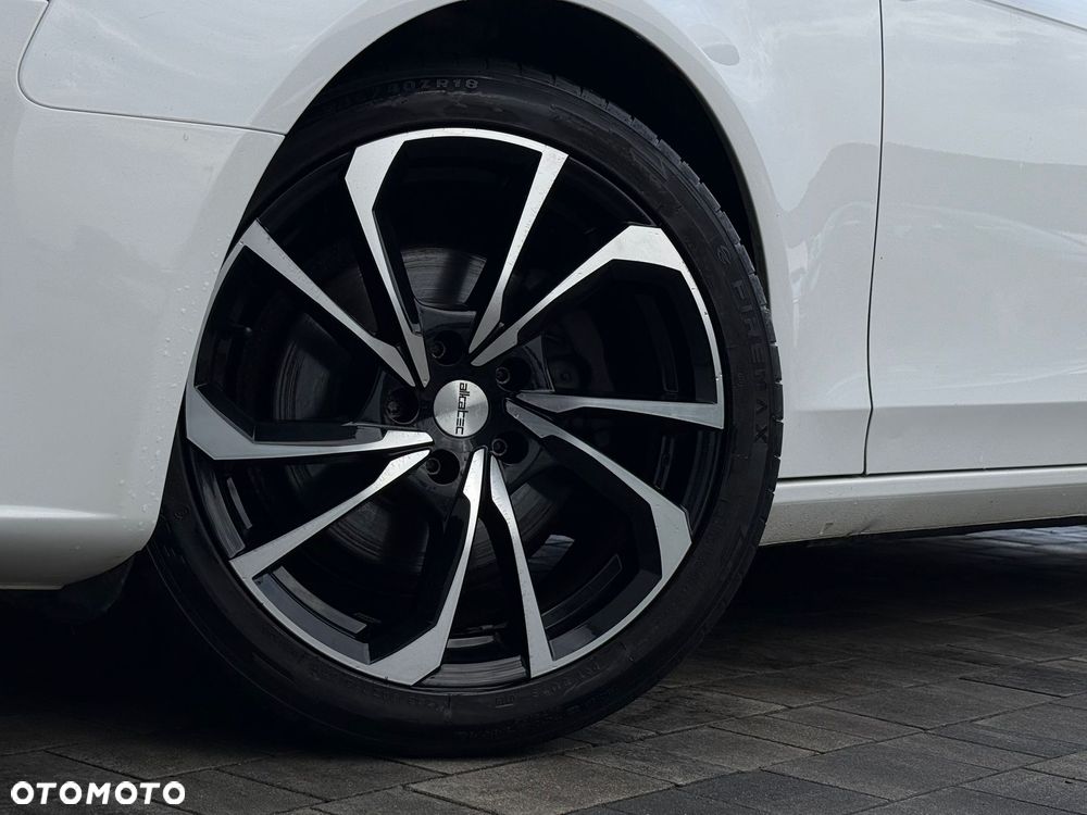 Audi A4 Avant 2.0 TDI DPF quattro Ambition - 35