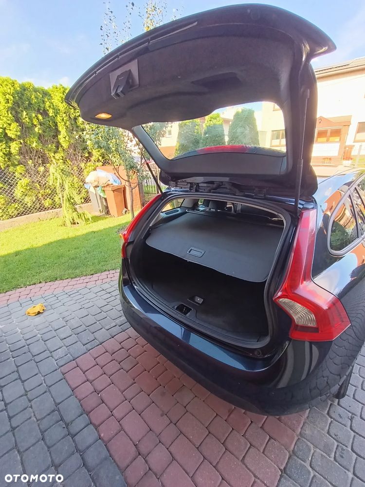 Volvo V60 D3 Geartronic Momentum - 5