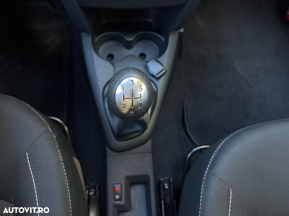 Dacia Logan - 11