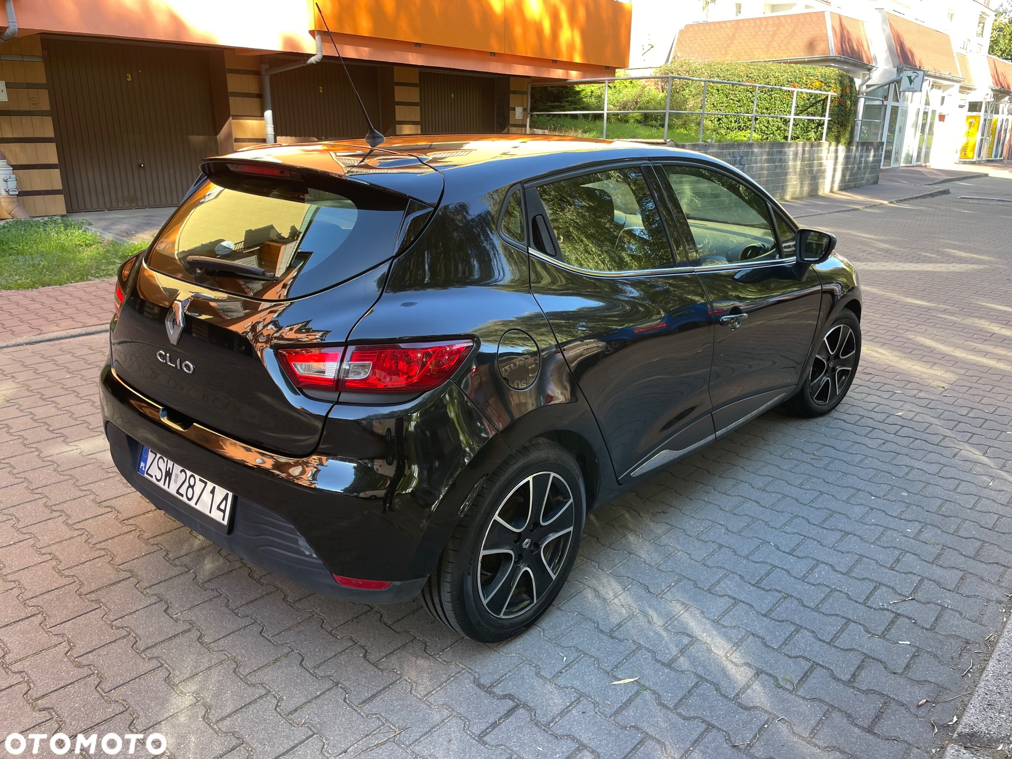 Renault Clio - 6