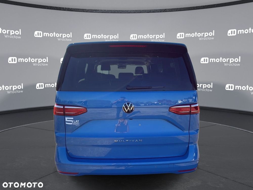 Volkswagen Multivan - 5
