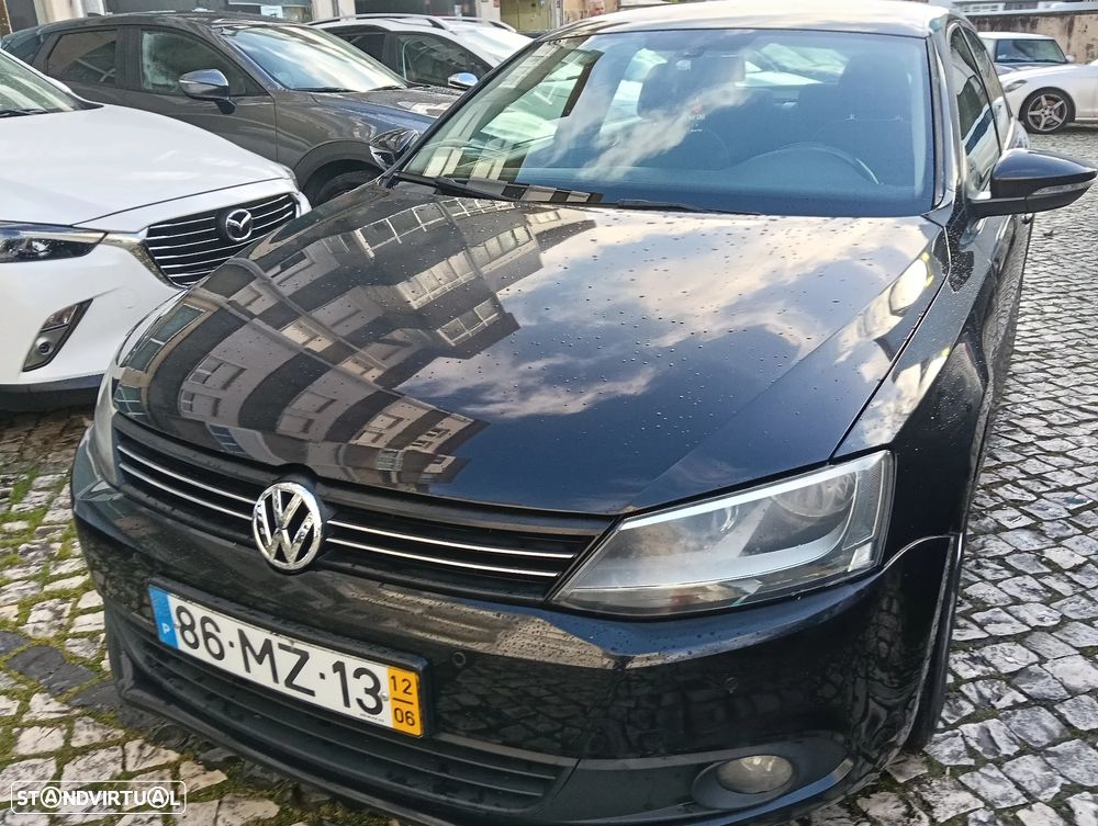 VW Jetta 1.6 TDi Blue Motion Comfortline - 5