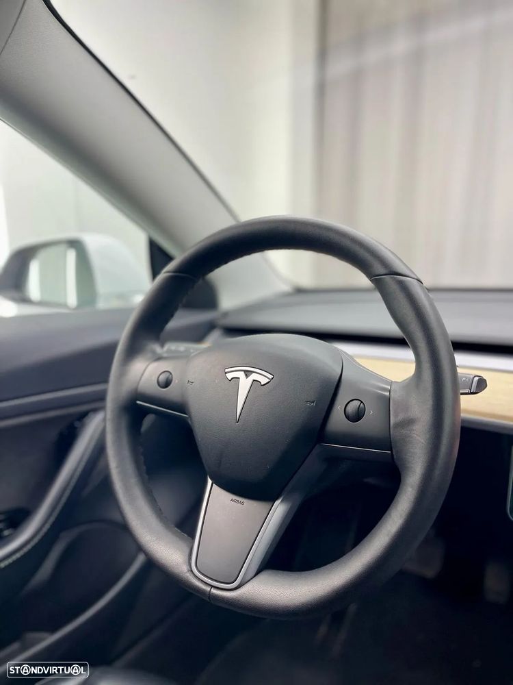 Tesla Model 3 Long-Range Dual Motor AWD - 15