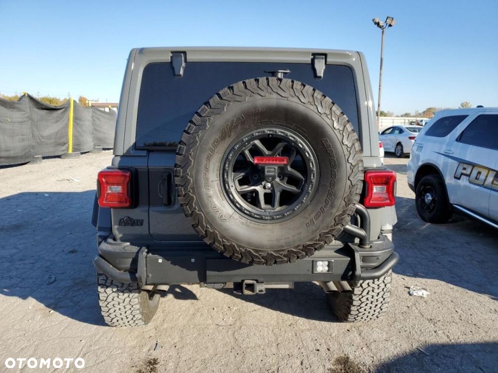 Jeep Wrangler - 7