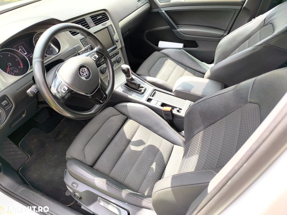 Volkswagen Golf 2.0 BlueTDI DSG Comfortline - 6