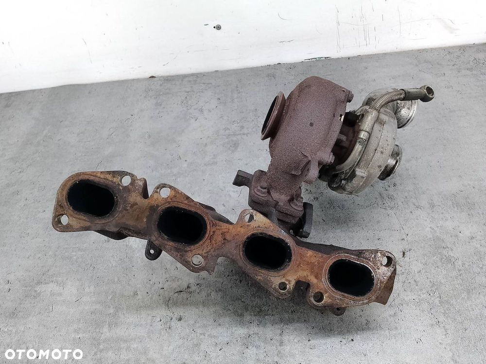 TURBINA Z KOLEKTOREM ALFA ROMEO GT II 55205370 1.9 JTD - 3
