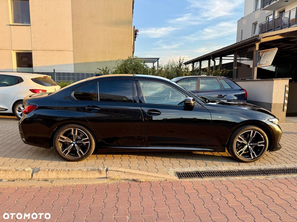 BMW Seria 3 320i M Sport - 5