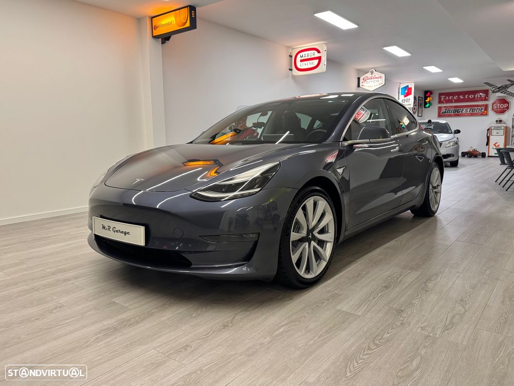 Tesla Model 3 - 19