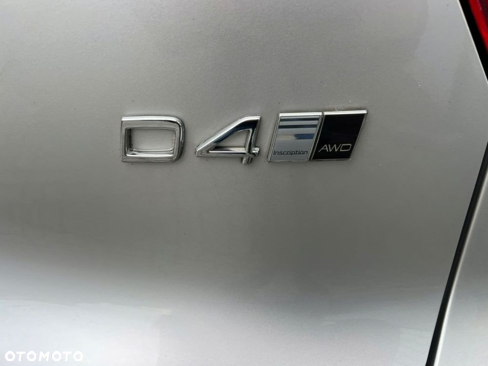 Volvo XC 40 D4 AWD Inscription - 10