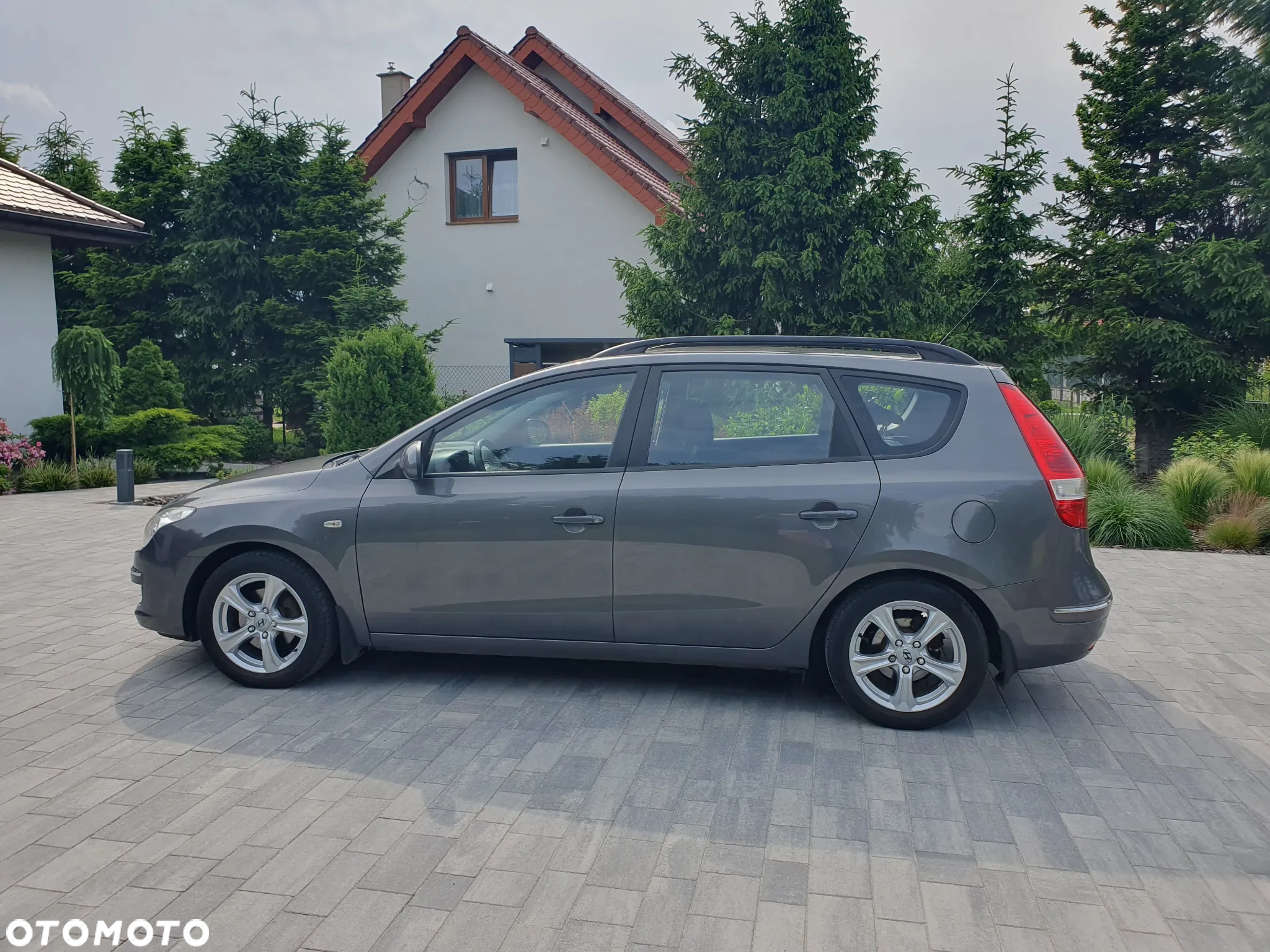 Hyundai i30 1.6 Classic + - 8