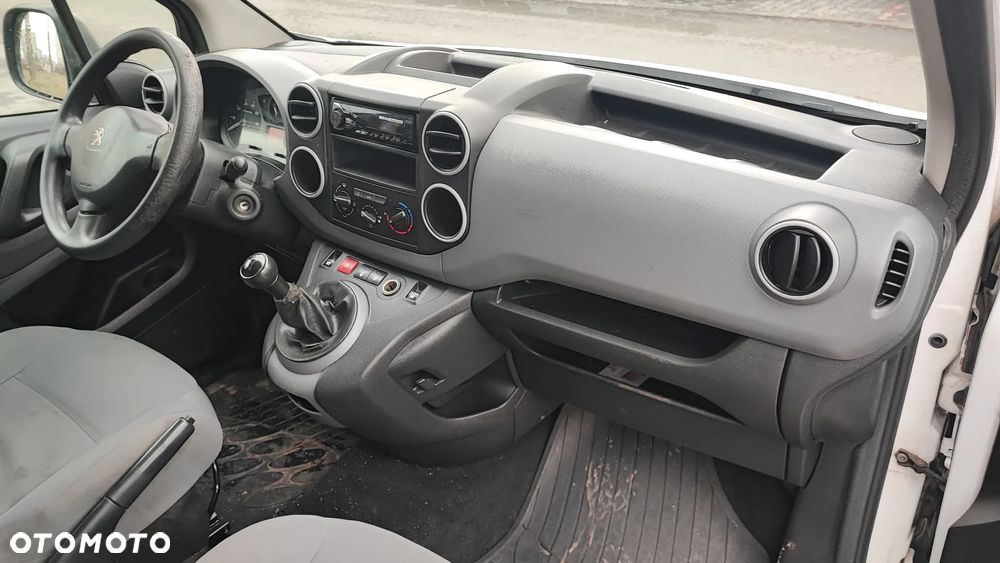 Peugeot Partner - 23