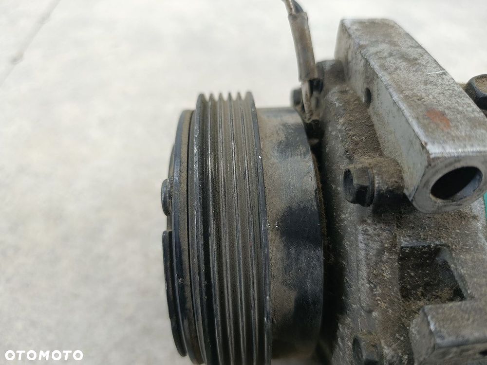 POMPA, SPRĘŻARKA KLIMATYZACJI RENAULT CLIO II 7700106069 SD7V16  SANDEN 1.2 - 4