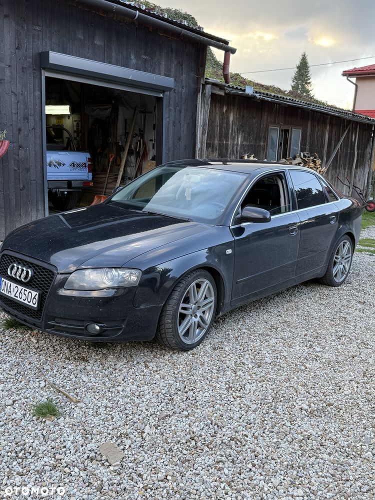 Audi A4 Limousine - 8