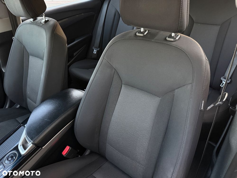 Hyundai i40 i40cw 1.6 Fifa World Cup Edition - 27