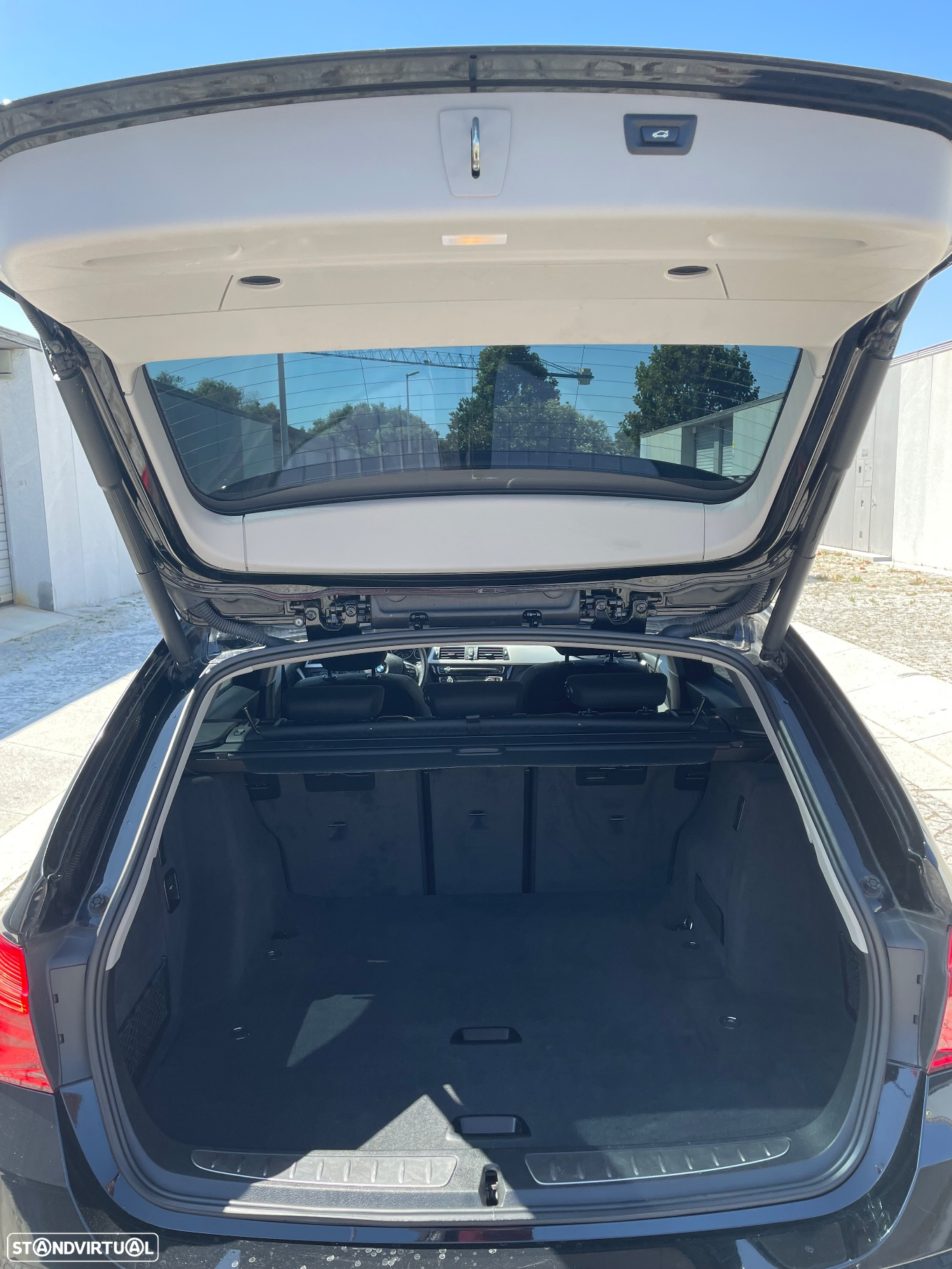 BMW 320 d Touring Aut. Sport Line - 7