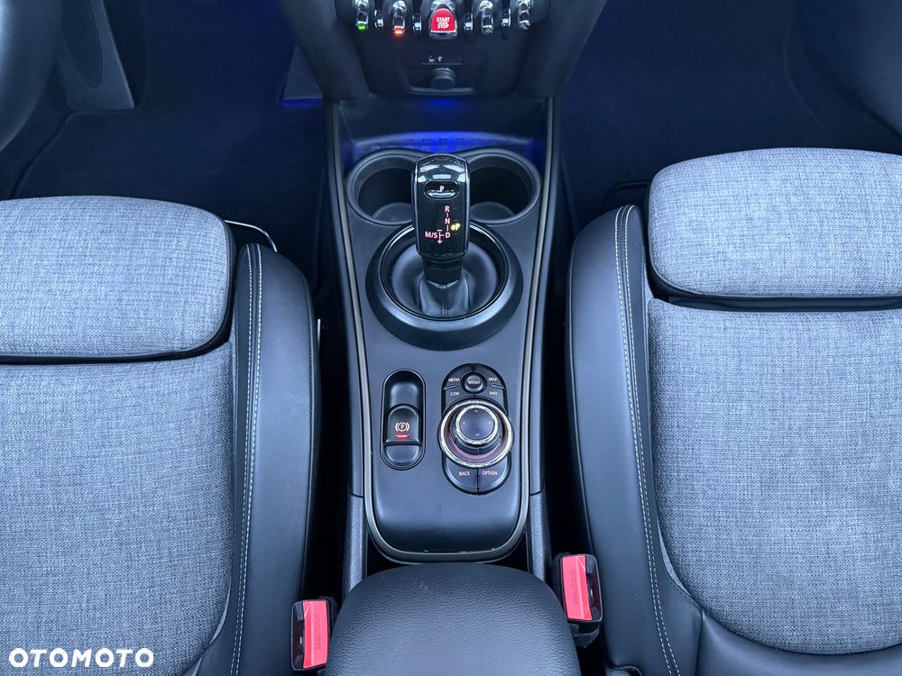 MINI Countryman Cooper Classic Trim - 19