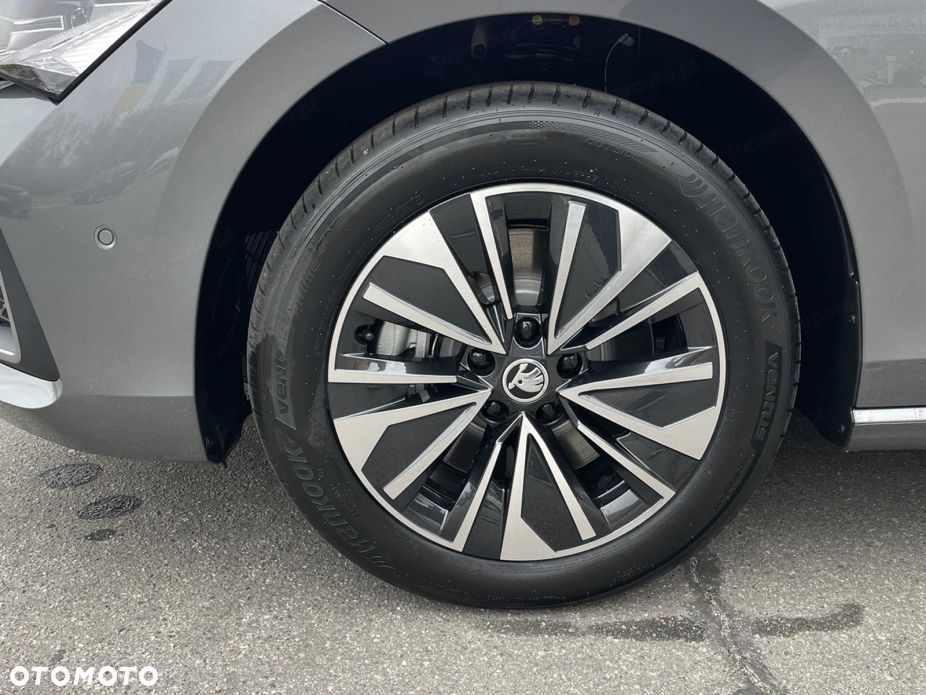 Skoda Superb 2.0 TSI Edition 130 DSG - 12