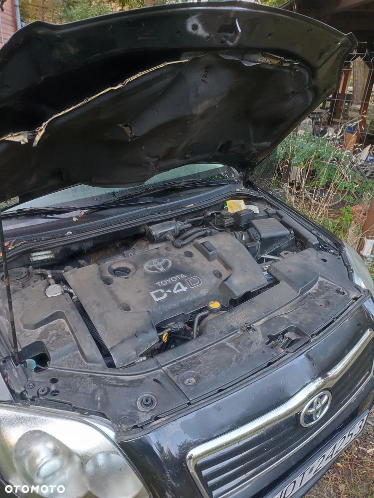 Toyota Avensis 2.0 D-4D Combi - 9