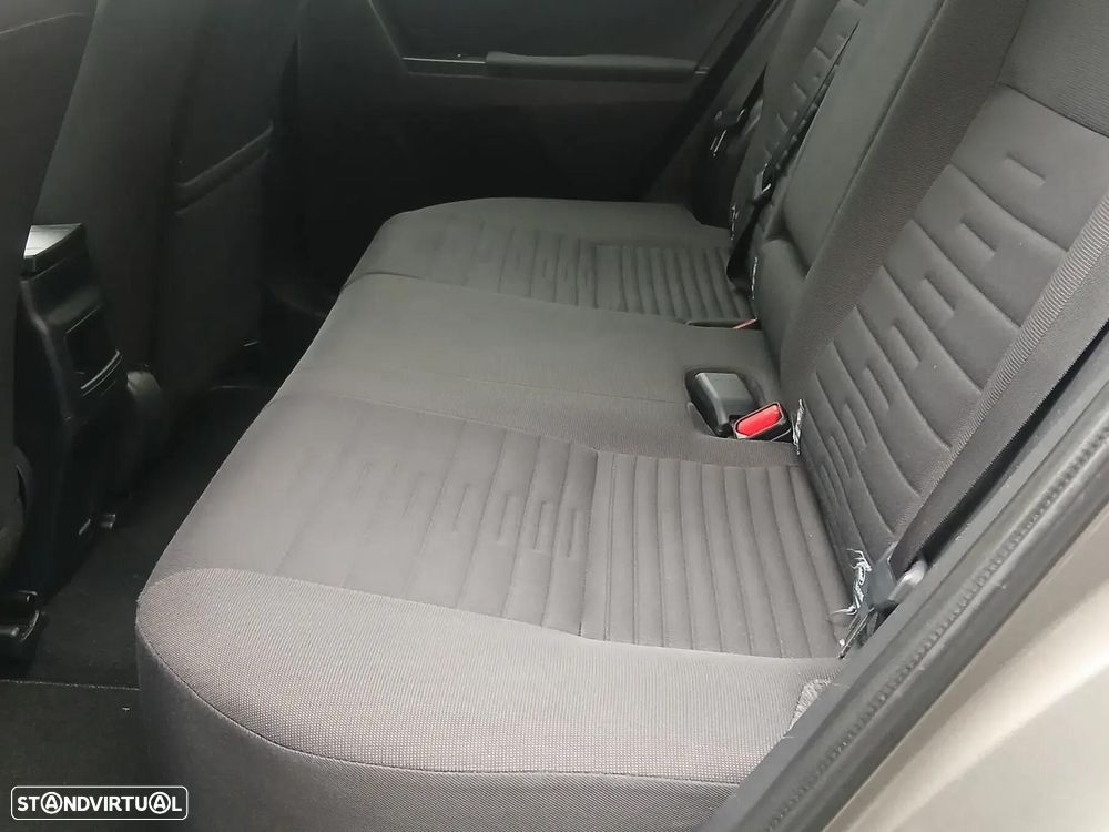 Toyota Auris Touring Sports 1.4 D-4D Exclusive+Navi - 18