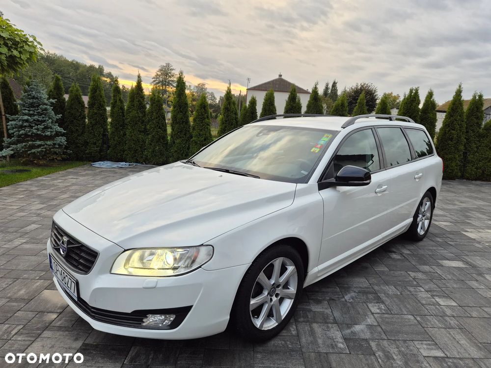 Volvo V70 2015 photo 2