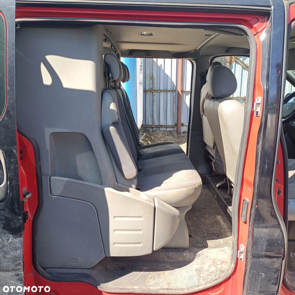 Renault Trafic - 22