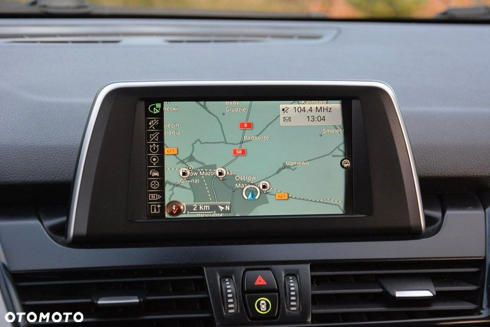 BMW Seria 2 218d - 29