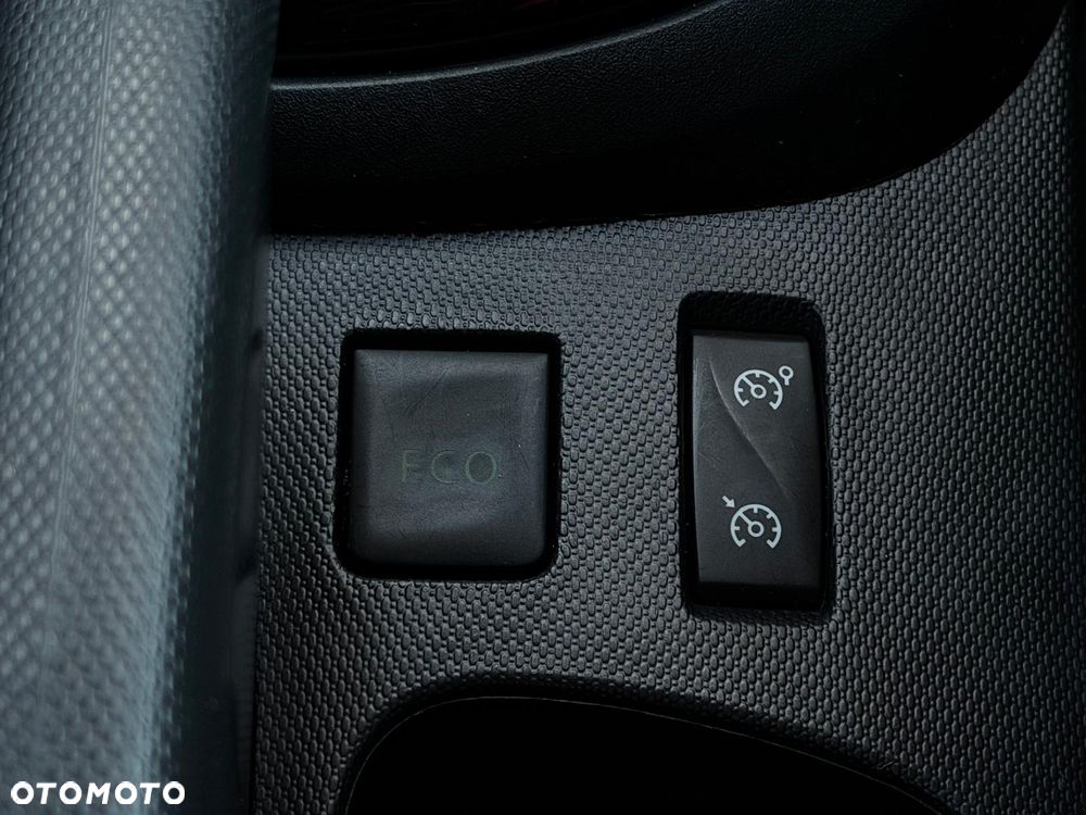 Renault Captur 1.2 TCe Zen EDC - 33