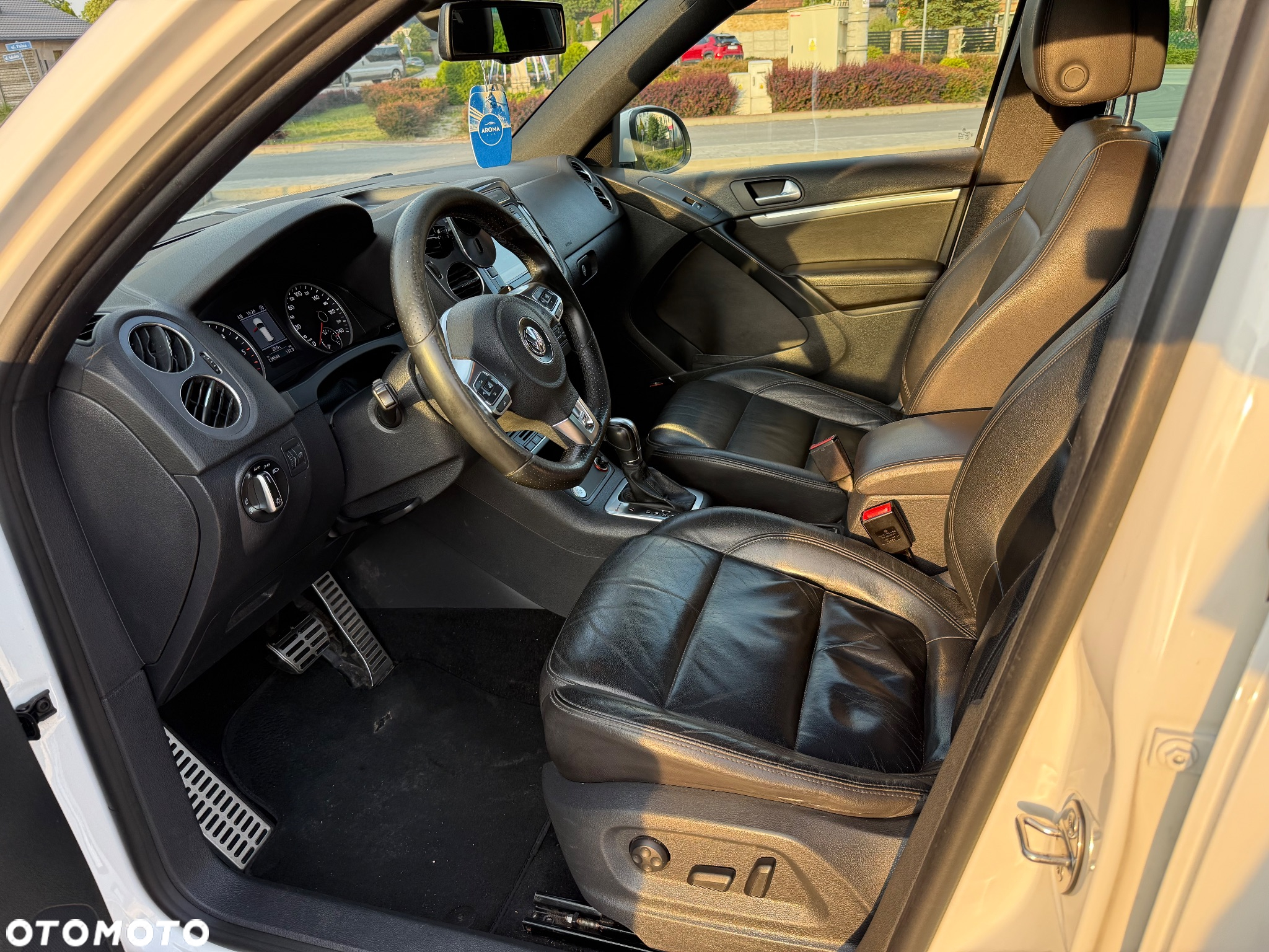Volkswagen Tiguan 2.0 TDI 4Mot R-Style DSG - 7