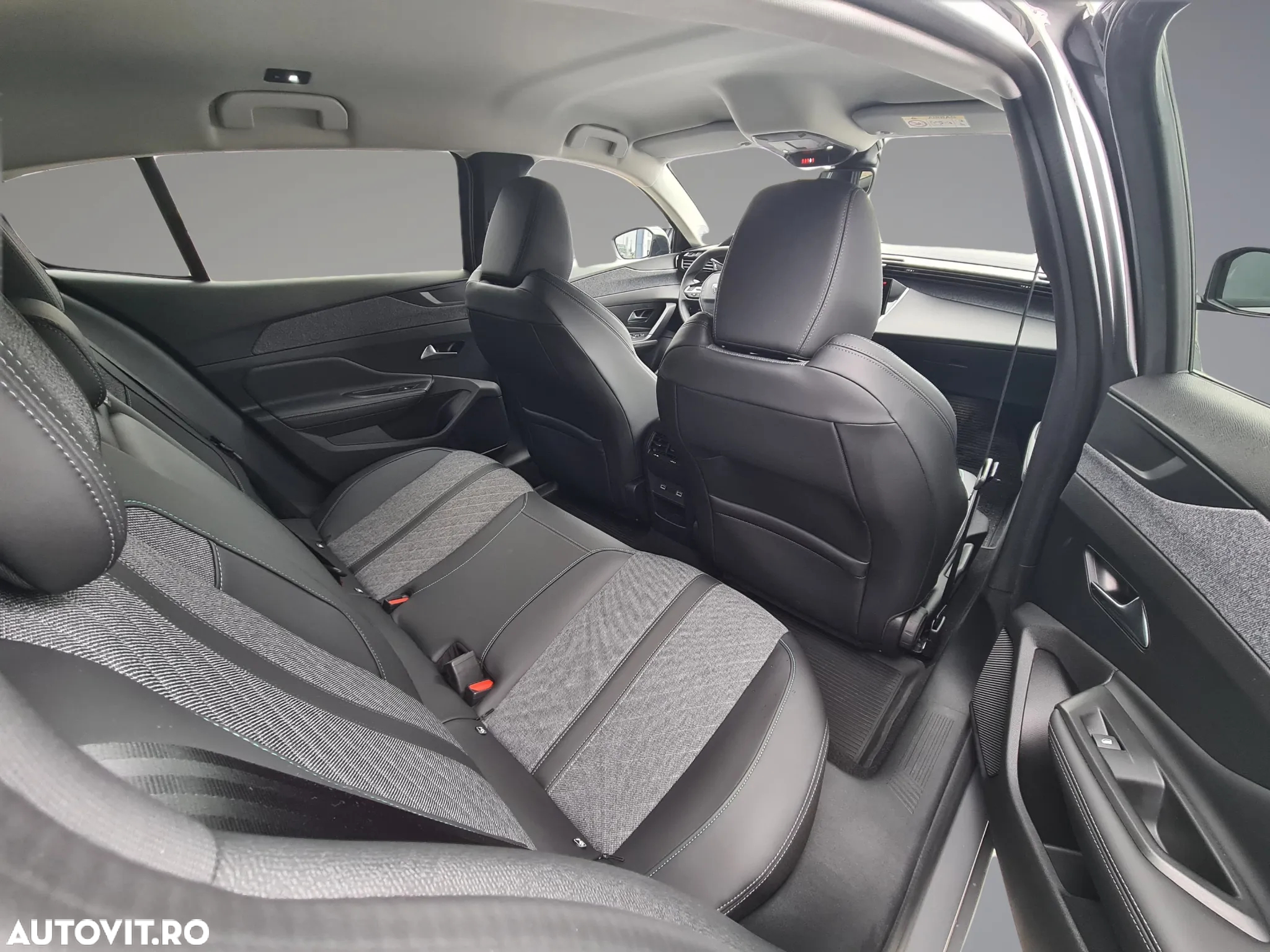 Peugeot 408 1.2L PureTech 130 S&S EAT8 Allure Pack - 7