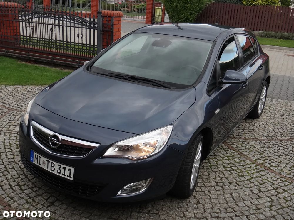 Opel Astra 1.6 Innovation - 11