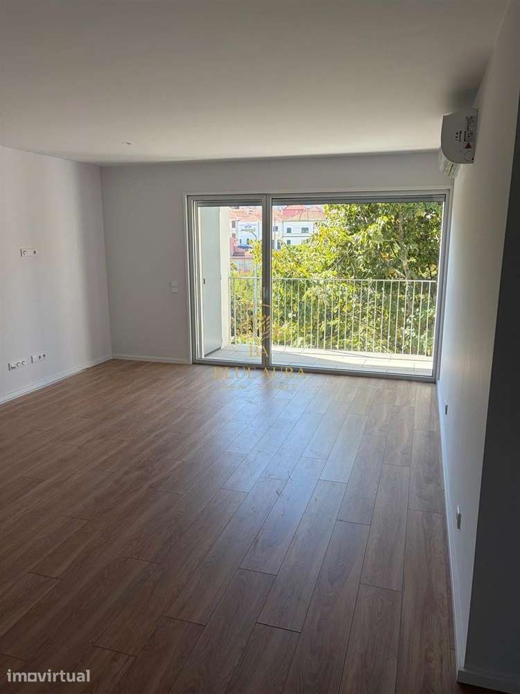 Apartamento T2 novo a 300m da estação de Metro Nasoni - Grande imagem: 2/17