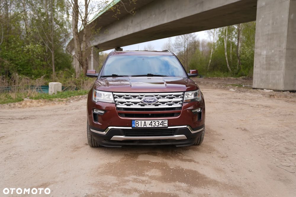 Ford Explorer - 3