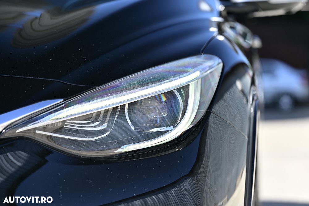 Infiniti Q30 2.2d DCT AWD City Black Edition - 13