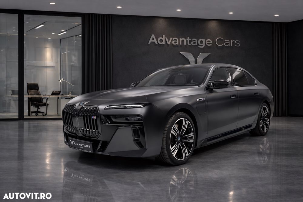 BMW M7 M760e xDrive - 1